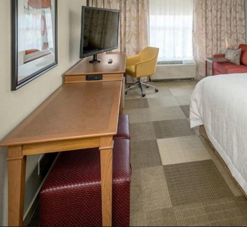 Hampton Inn Cranbury Экстерьер фото